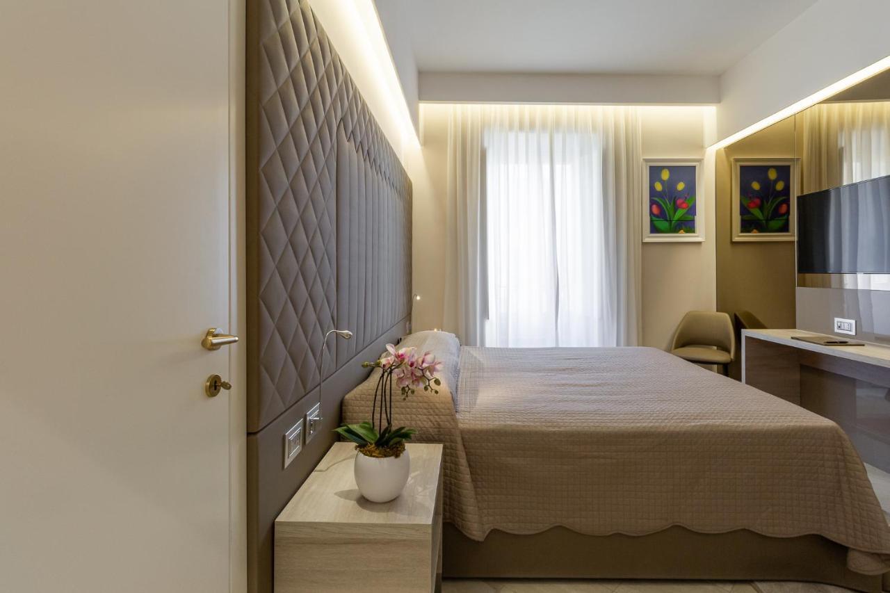 Harry'S Bar Trevi Luxury Apartments - Spagna Rom Exterior foto
