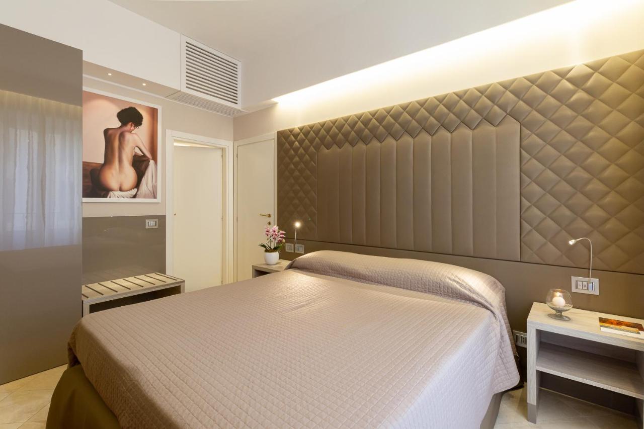 Harry'S Bar Trevi Luxury Apartments - Spagna Rom Exterior foto
